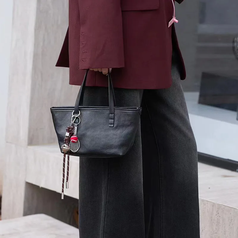 حقيبة يد جلدية لحقائب صغيرة واحدة عصرية لفصل الشتاء حقائب يد نسائية ريترو حمل بولسو حقيبة يد فاخرة مصممة #3