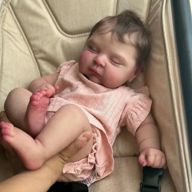 48cm Peaches Cute Reborn Baby Doll Sleeping Girl with Hand-Rooted Brown Hair Soft Siliconen Reborn Art Collection Doll