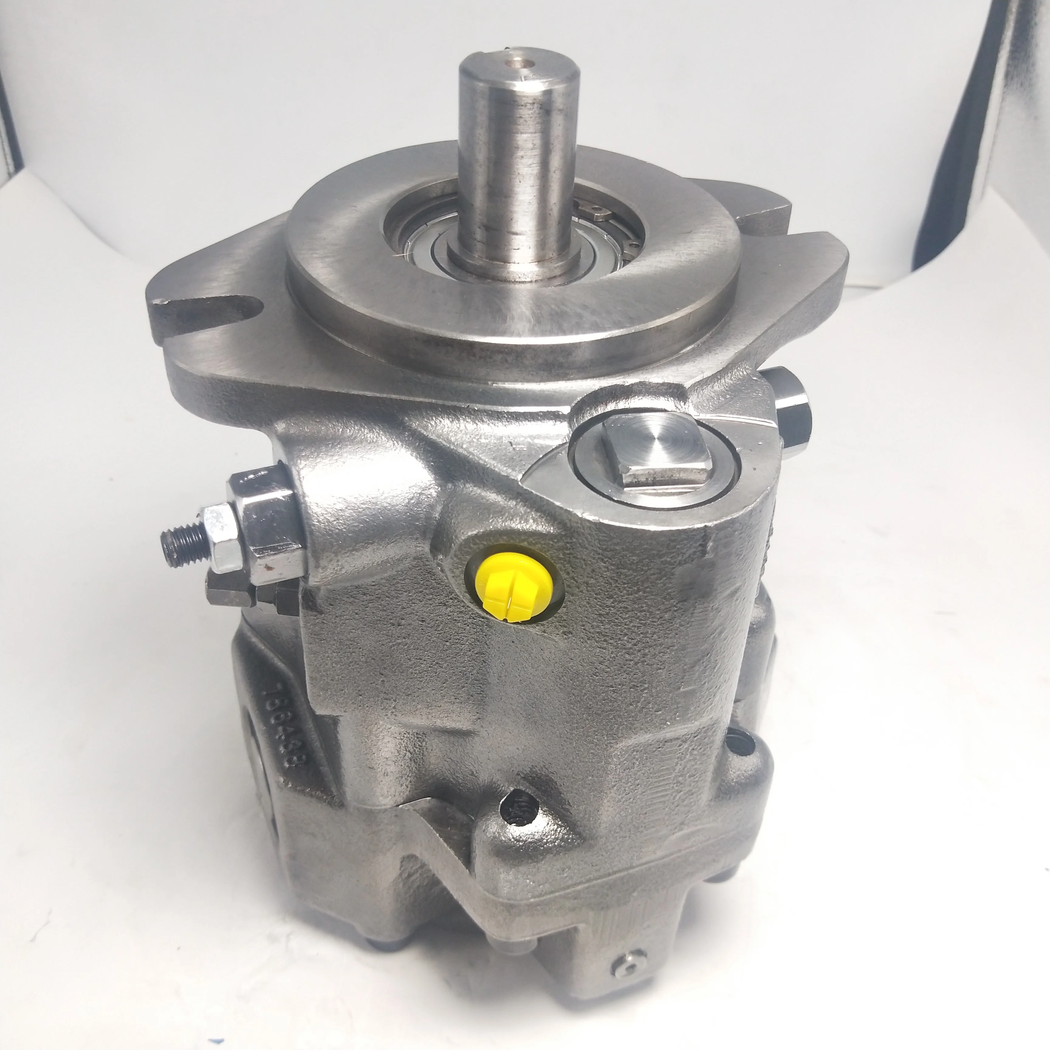 Parker PD P1060 P1075 P1100 P1140 series hydraulic piston pump PD060PB04SRS5AC00S100PB00 Piston Pumps