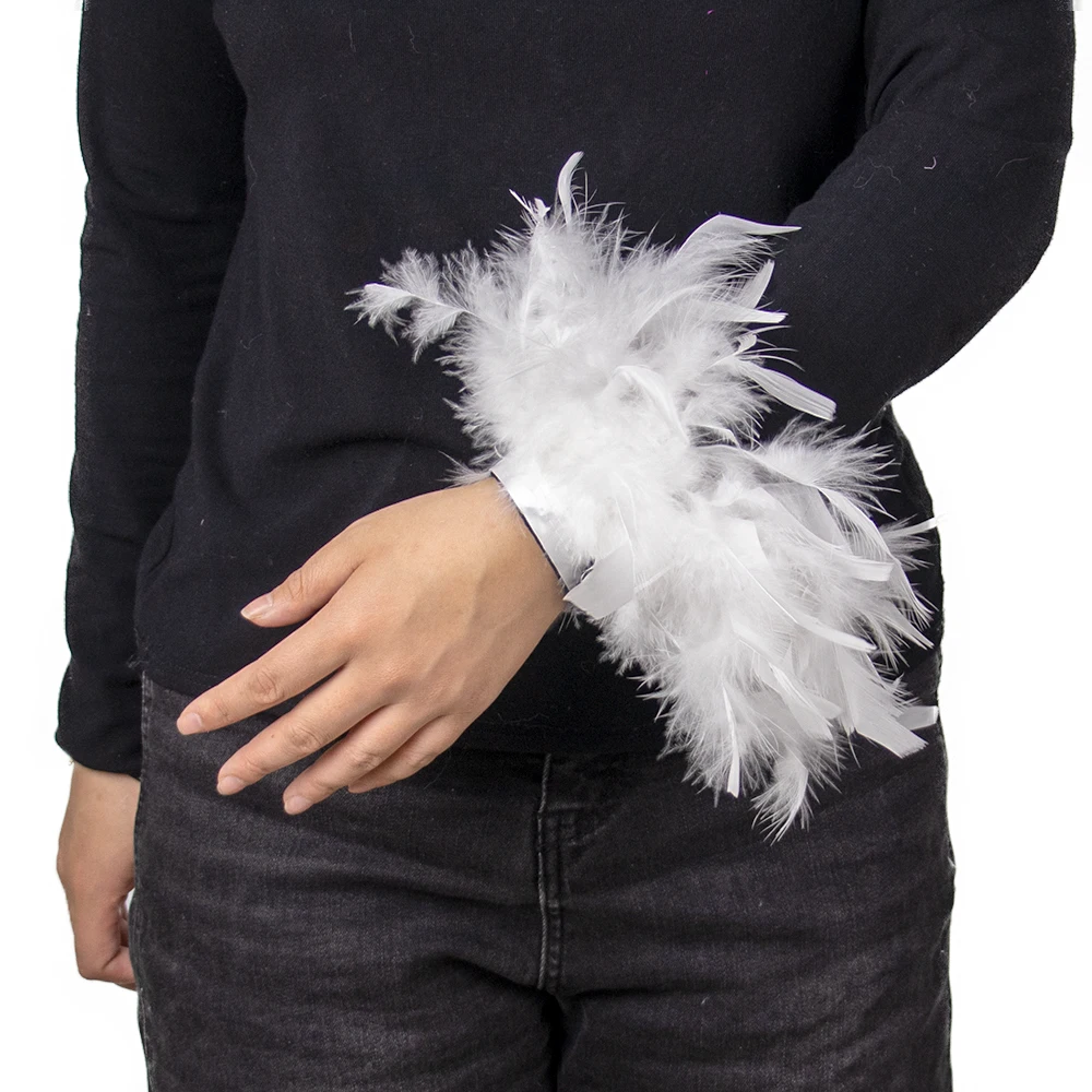 1PCS Fashion Ostrich Feather Cuffs Bracelet Women Hair Accessories Furry Wristband Snap Bracelet Clap On Satin Shirts Elegant