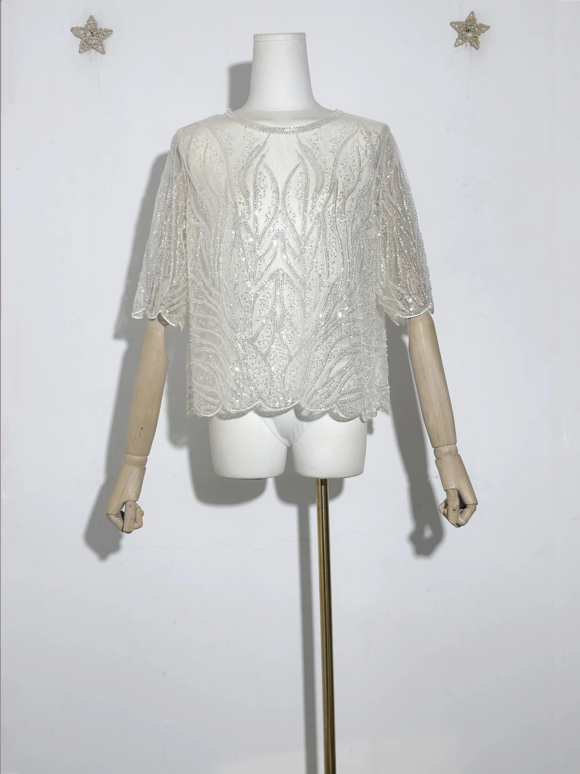 

Gorgeous Sequin Beaded Women New Exquisite Sequin Heavry Embroidered Mesh O-Neck Halft Sleeves Blouse Mesh Top Pullover Shirt