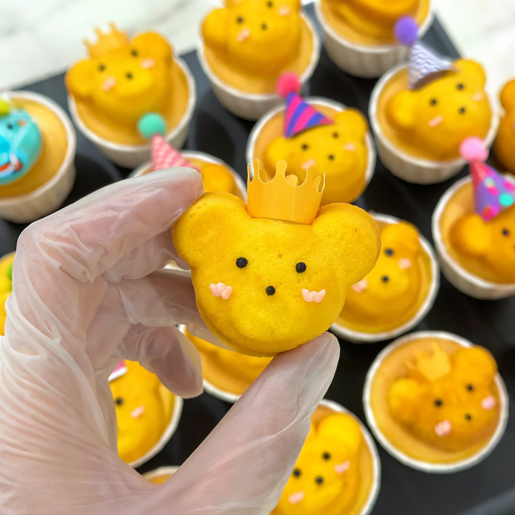 Forma de Urso Fofa para 6/12 Copos, Antiaderente, em Aço Carbono, para Pão, Doces, Bolos e Decoração - Utensílios de Confeitaria