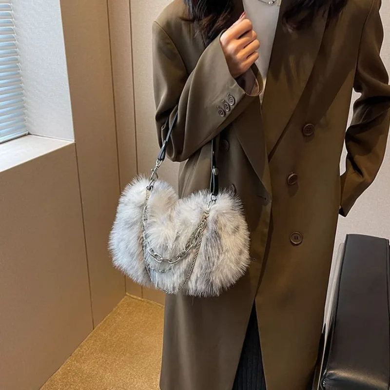 Winter Fashion Plush Shoulder Bag for Women Korean Chic Underarm Crossbody Chain Handbag Elegant Exquisite All-match Bolso Mujer