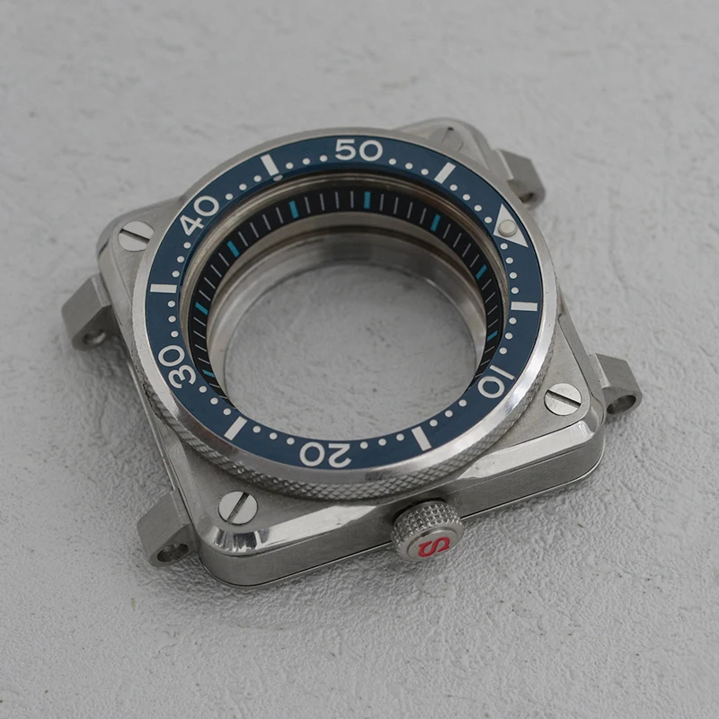 حافظة ساعة SKX007 مربعة الطيار مع قرص كريستال الياقوت متوافقة مع NH35، NH36، 7S26 4R حافظة ساعة رجالية