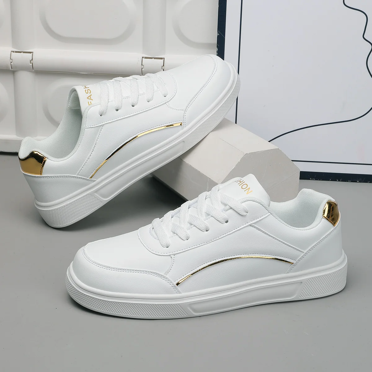 

Men's Sneakers Summer New Casual Shoes for Couples Lightweight Breathable Wear-Resistant Non-Slip Sports Shoes for Women