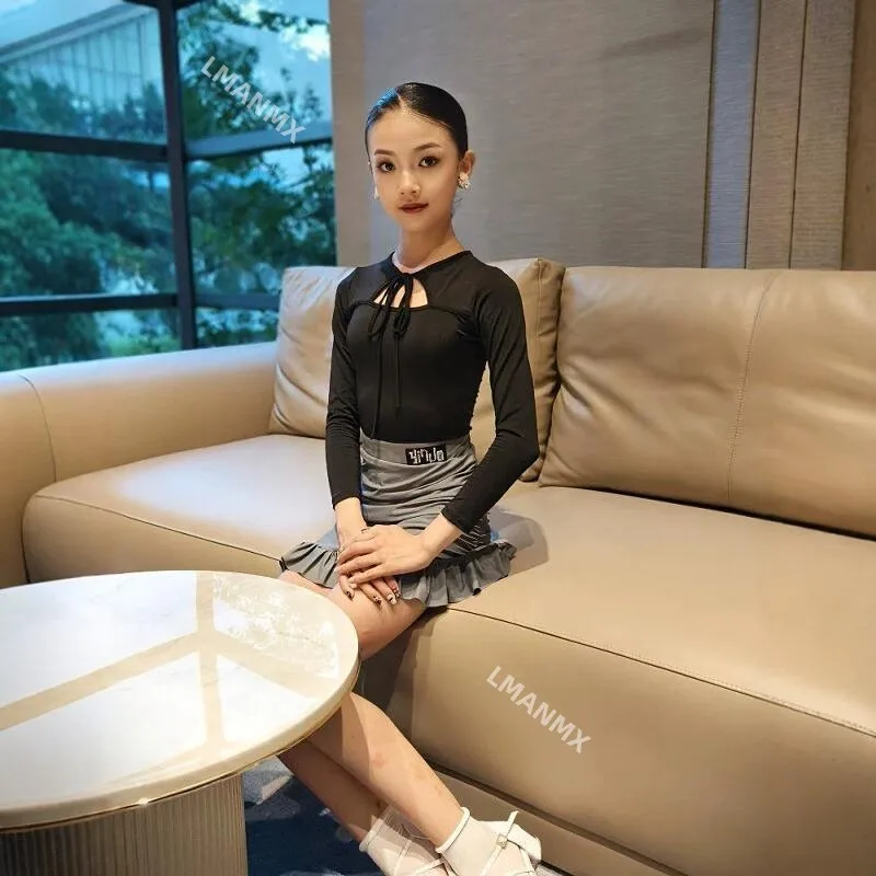 2024 outono e inverno novo terno de treinamento de desempenho de estilo ocidental de manga comprida de alta qualidade, conjunto de saia latina infantil