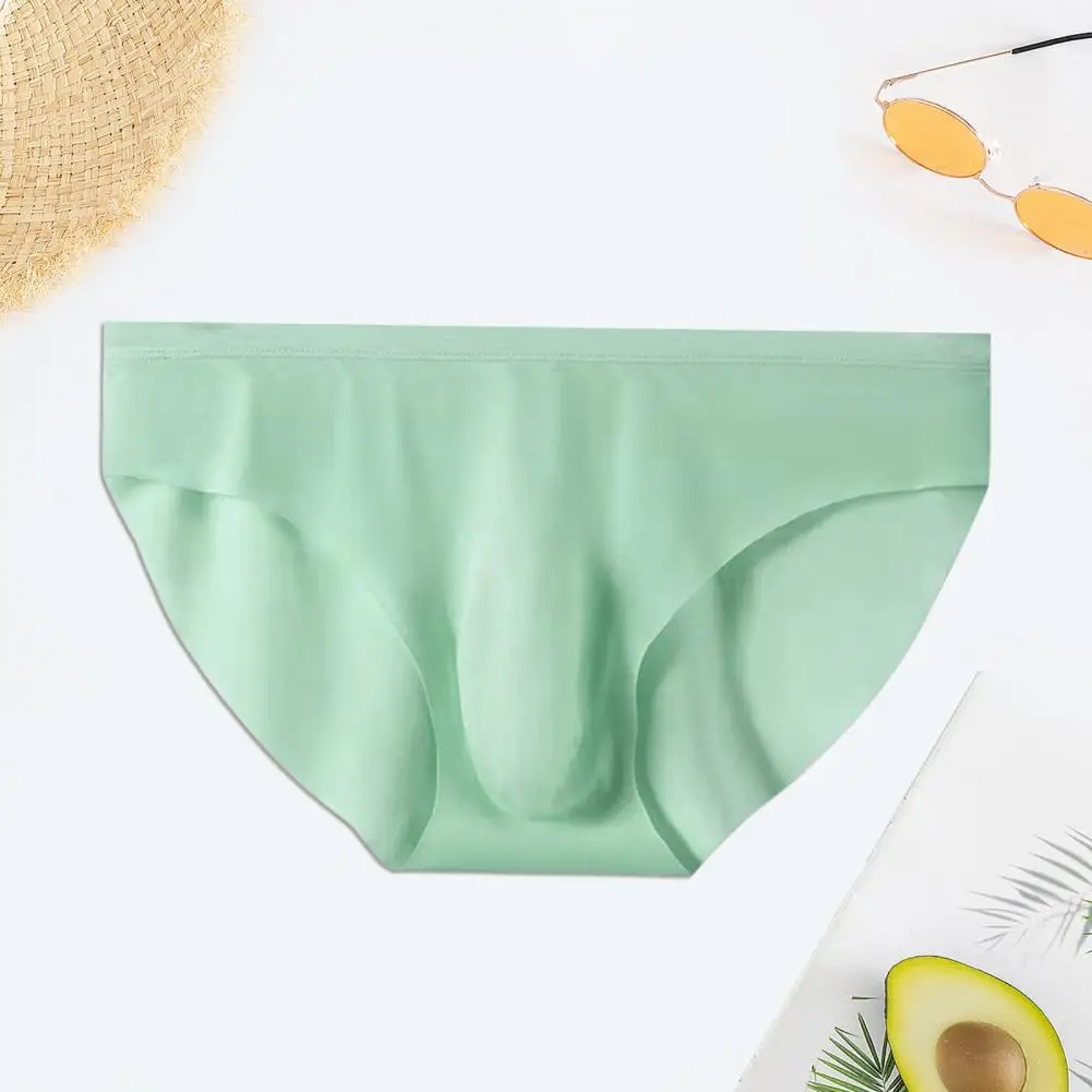 Men Seamless Ice Silk Briefs Low-rise 3D U-convex Ultra-Thin Panties Solid Color Quick Drying Underwear