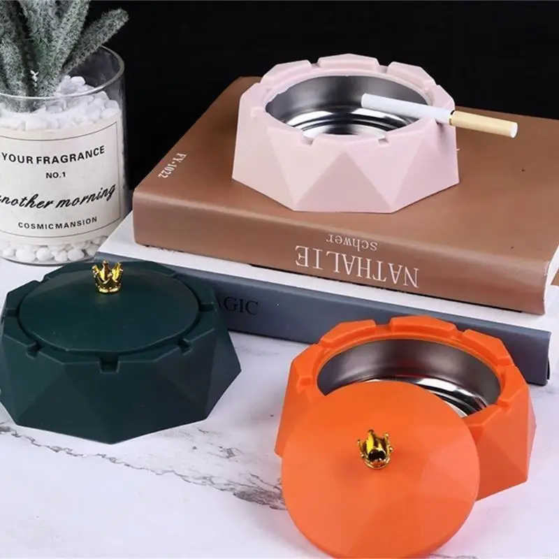 Crown Ashtray with Cover Diamond Pattern Stain Resistant Stainless Steel B95B