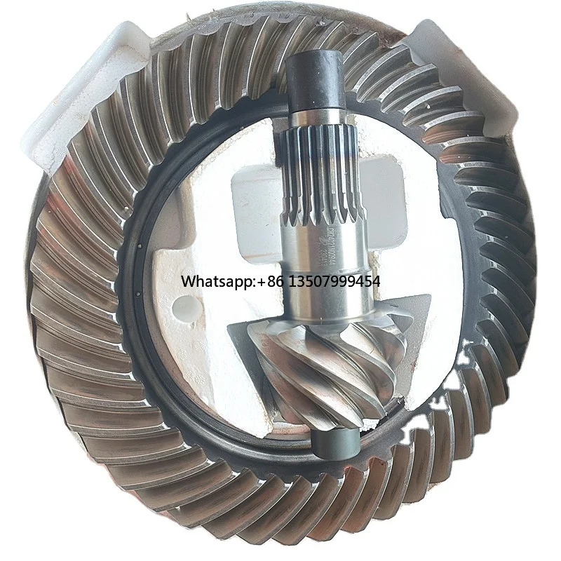 

9/44 Genuine Original Crown Wheel and Pinion Bevel Gear for Truck Bus 24025NQ944 24026NQ944