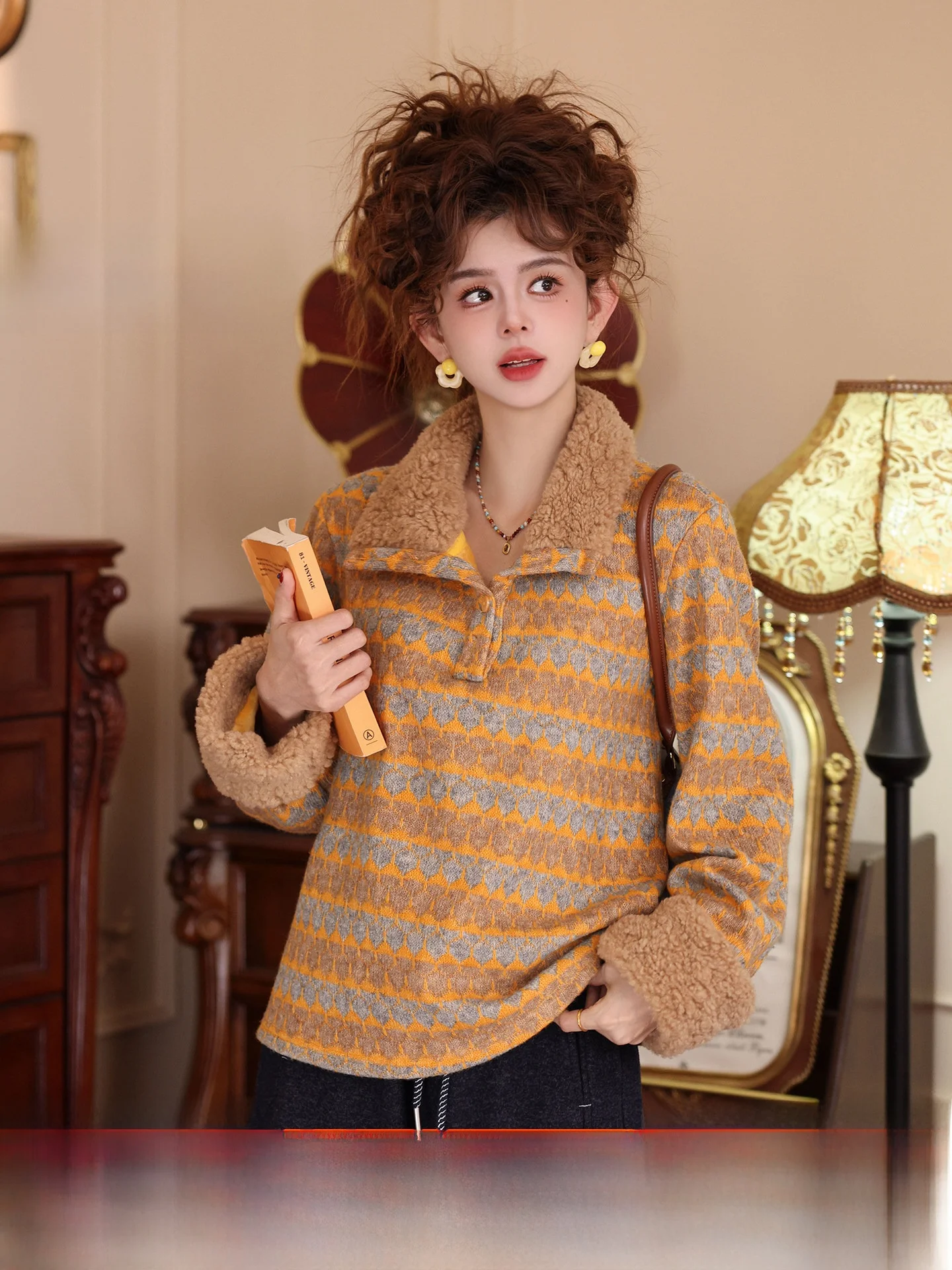 

Chend's Thickened Fleece Lined Loose Fit Stripe Hoodie Women's Winter Warm Top Vintage Hong Kong Style Casual Knitted Sweater
