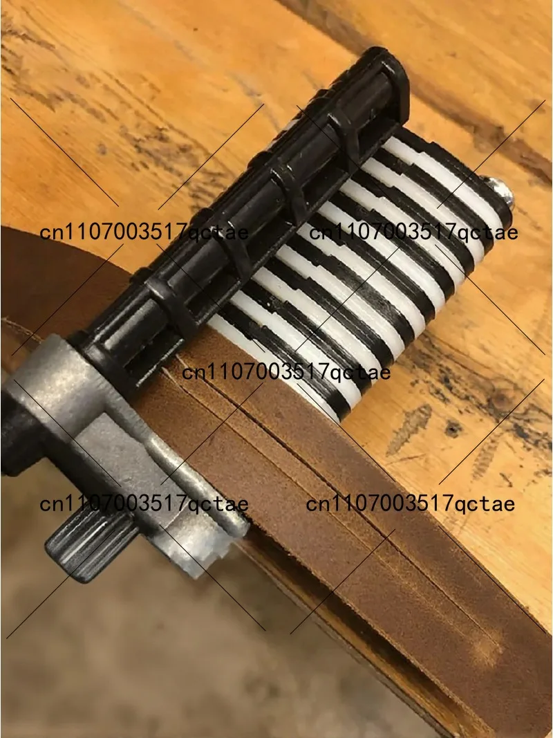 Leather Table Top Lace Cutter for Fringe Braiding Belts Strips Manual Desktop Cutting Tool with 10 Blades