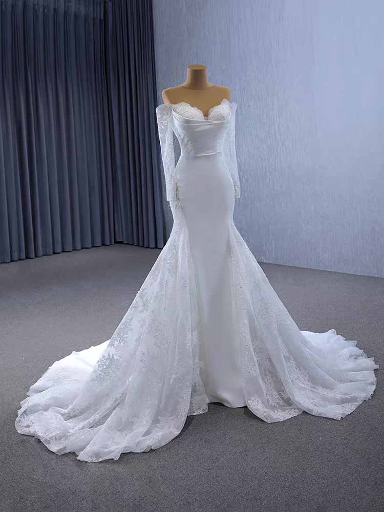 Abito da sposa in pizzo, abito da barca in raso Nit, abito a sirena