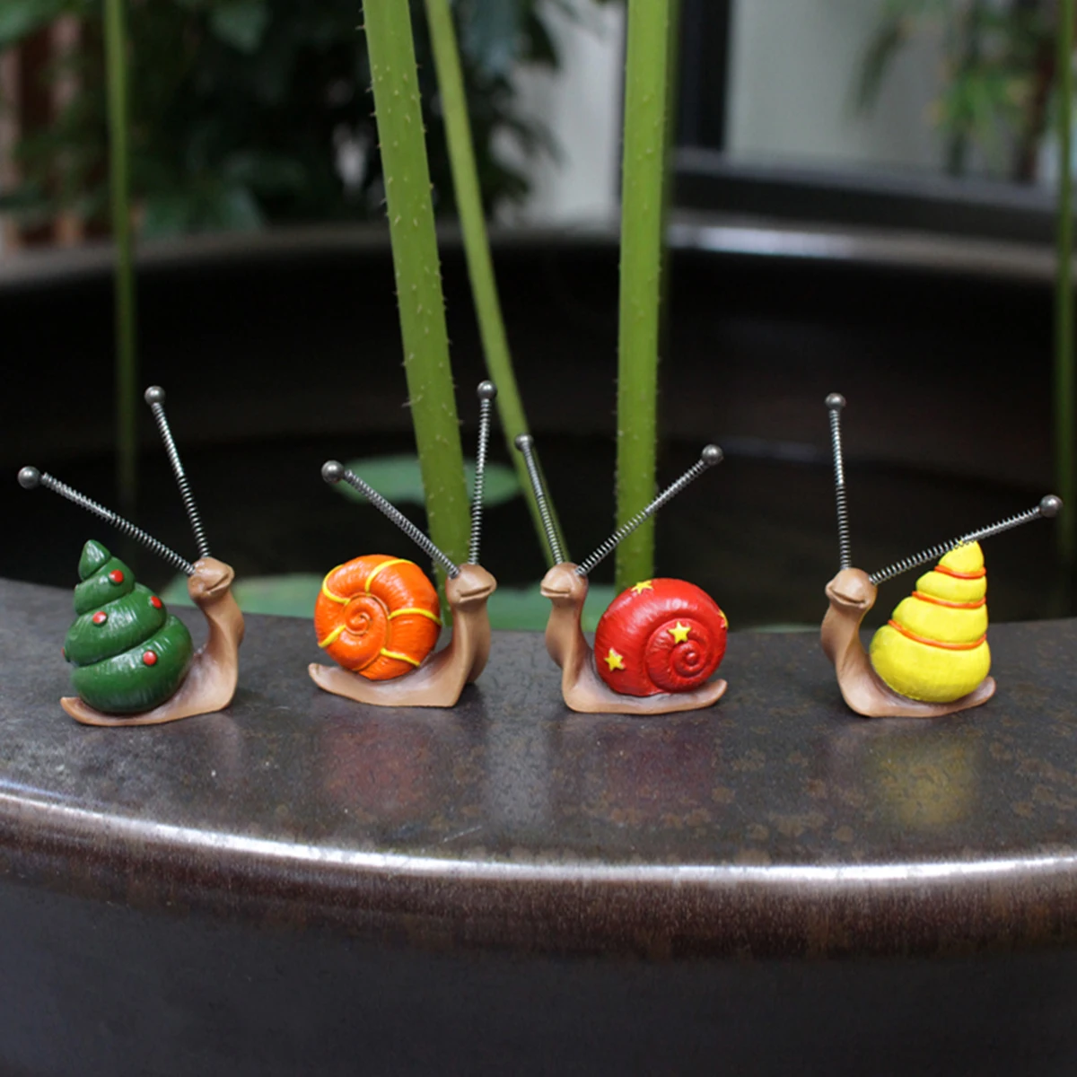 4pcs Mini Snail Figurines Set Colorful Resin Snail Ornaments Home Decoration Resin Fairy Garden Bonsai Micro Landscape Decor