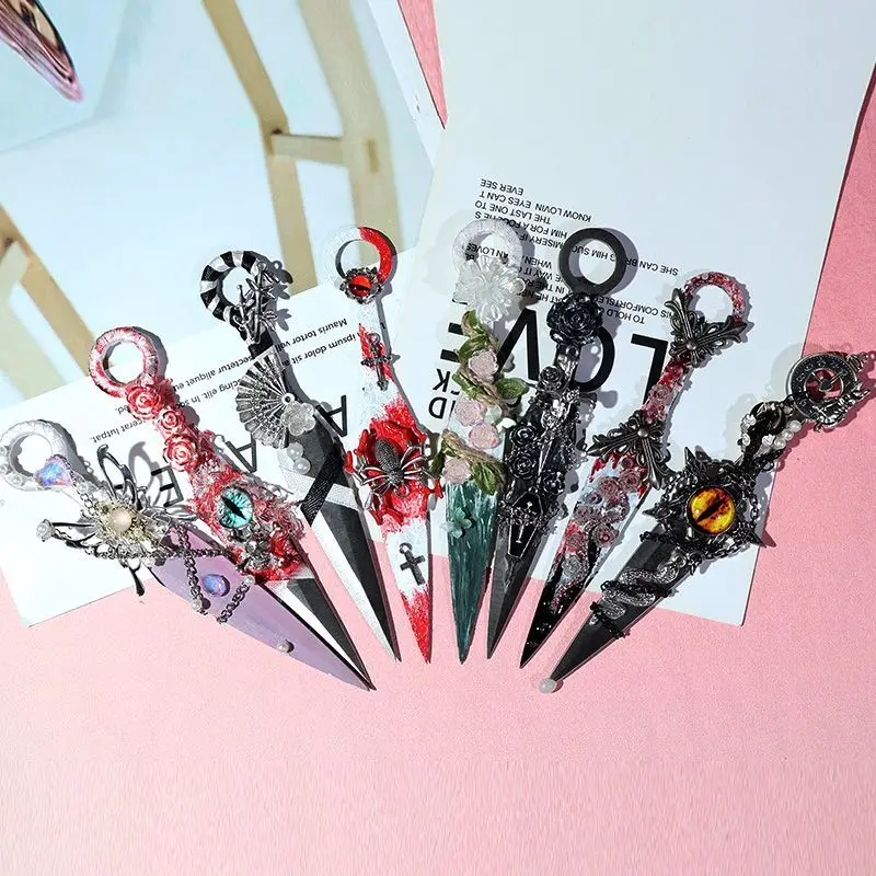 الظلام الرجعية DIY اليدوية هدية Unboxing المحمولة سبيكة الدعامة خنجر دور اللعب تأثيري لوليتا الملحقات