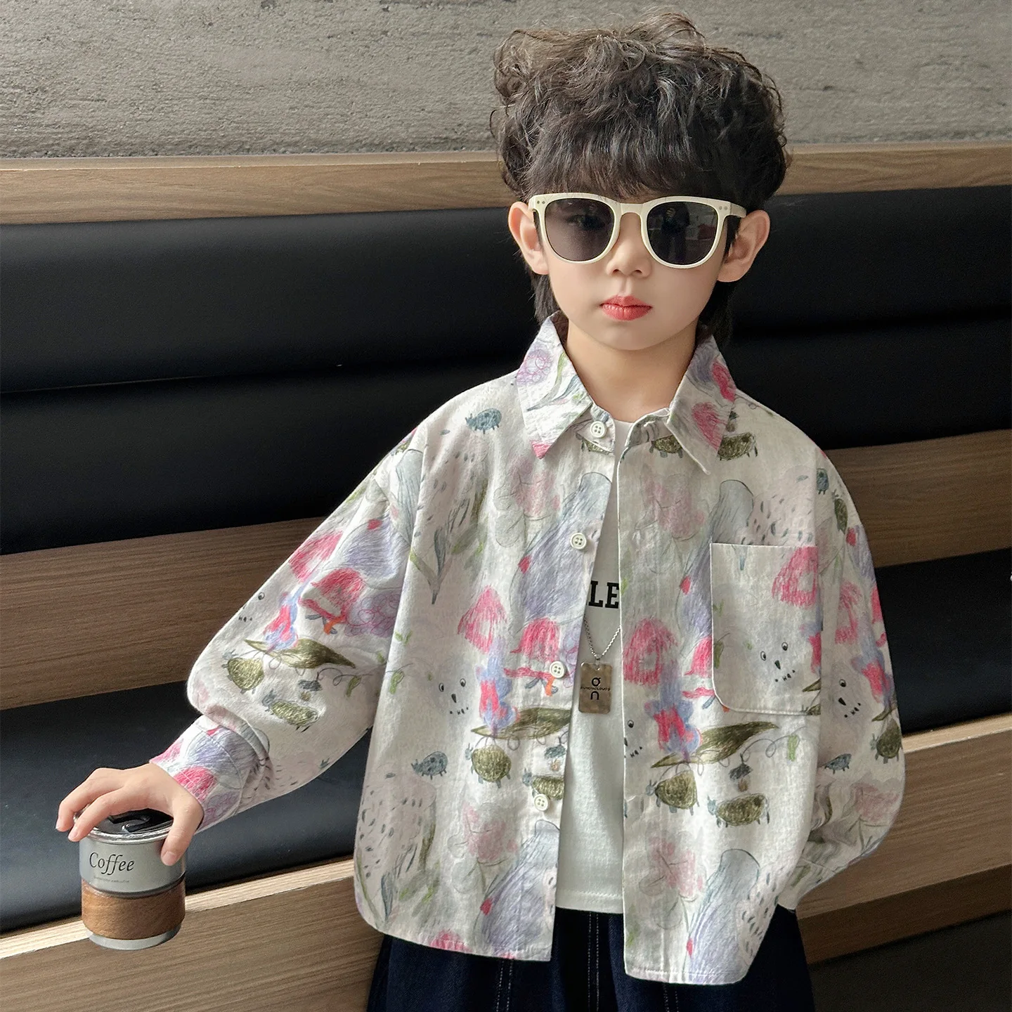 Boys' Flower Shirt 2026 New Children's Spring and Autumn Vintage Graffiti Shirt Baby Long Sleeve Thin Coat