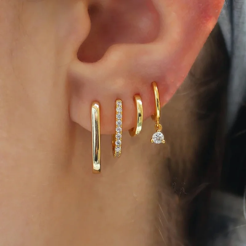 Lot de 4 boucles d'oreilles créoles en U plaquées or de luxe pour femme, pendentif géométrique, style punk, unisexe, rock, bijoux de piercing