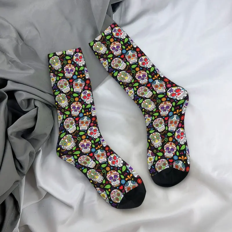 Lustige gedruckte Zuckers chädel mexikanische Blumen socken für Frauen Männer dehnbar Sommer Herbst Winter Halloween Tag der toten Crew Socken