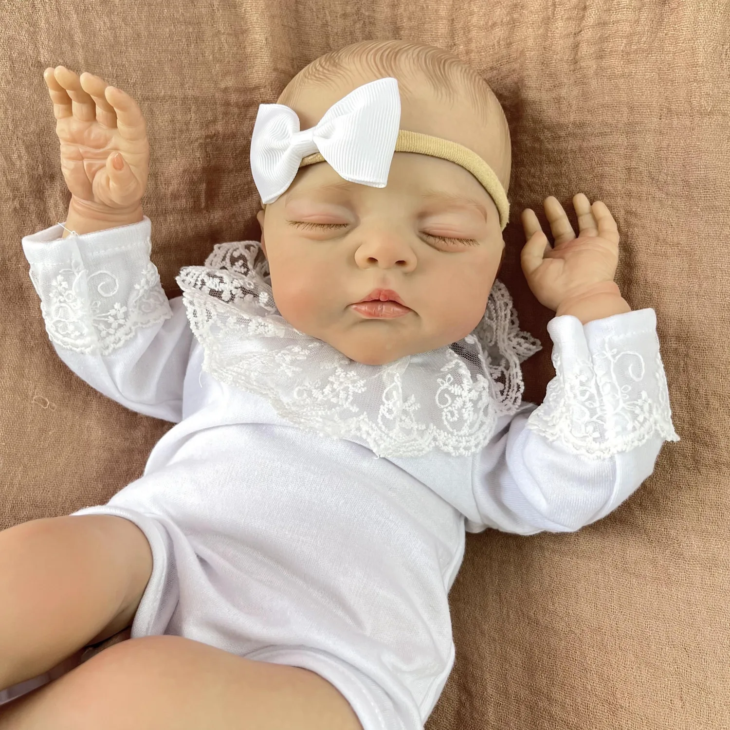 

BZDOLL Handmade Asleep Reborn Baby Cloth Body Doll 19inch 48cm, 3D-Skin Ideal Fashion Gift for Girls' Birthdays