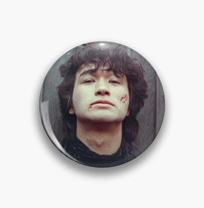 Viktor Tsoi pin singer Circular lapel badge women\'s anime metal brooch men\'s Friends backpack art clothing jewelry