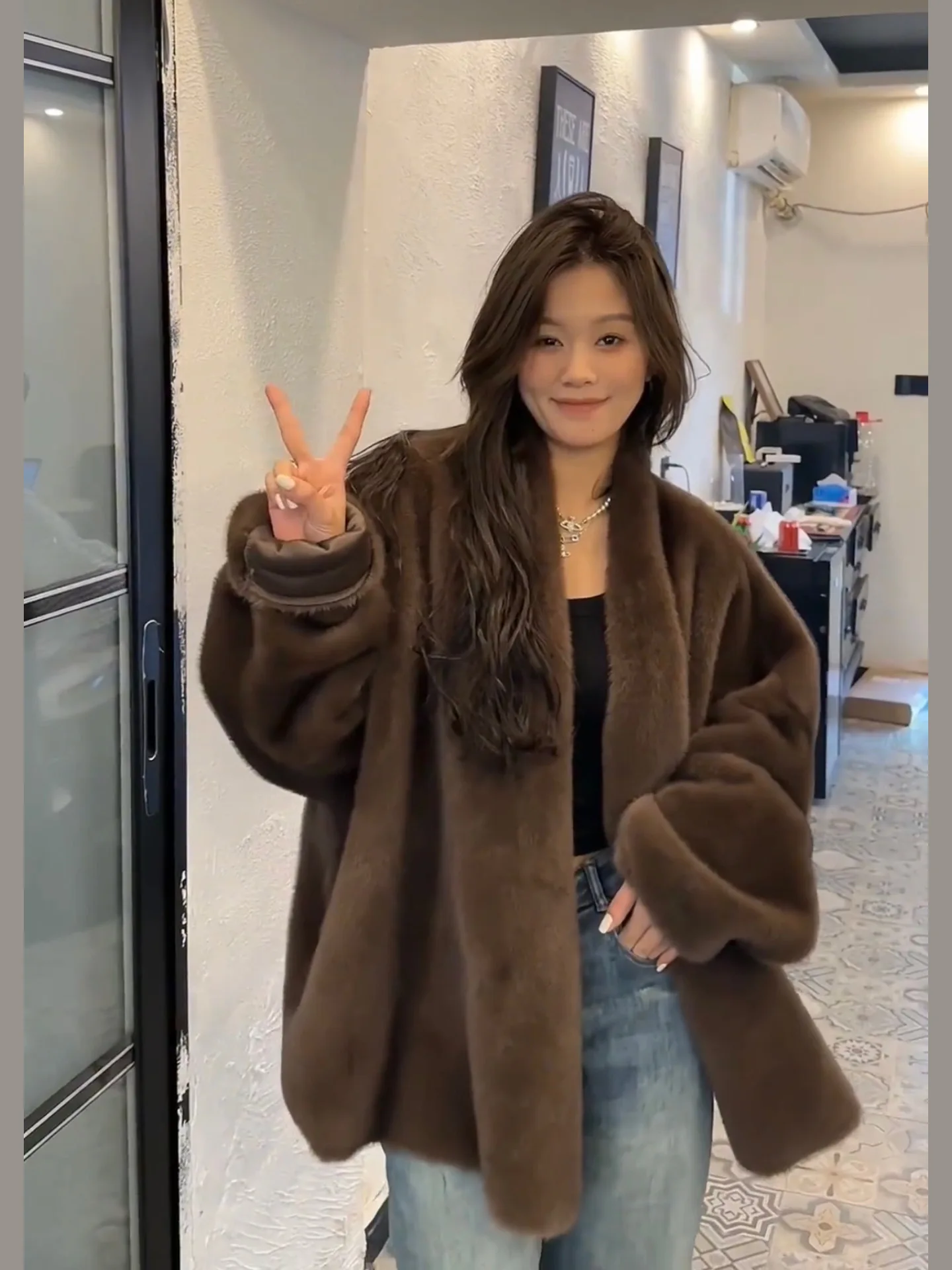 Women Maxi Faux Fur Coats Mid Length Coat Elegant Splice Thick Warm Full Sleeve Open Stitch Loose Mom Autumn Winter Streetwear
