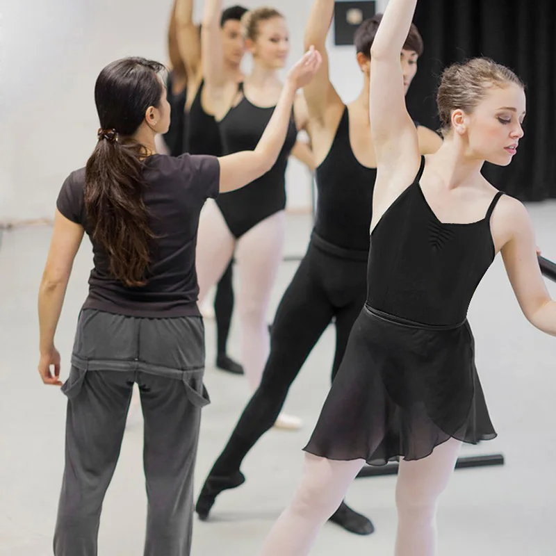 المرأة مزدوجة السباغيتي الأشرطة الكلاسيكية أكمام بروتيل الباليه ملابس رقص الجمباز للكبار الرقص تانك القمم مع بطانة أمامية ناعمة