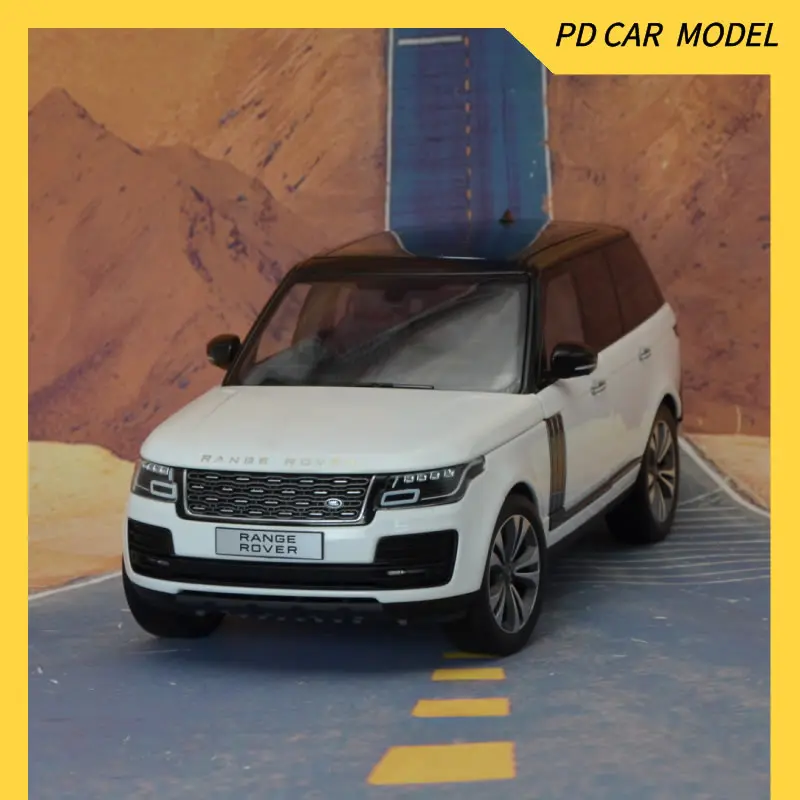 LCD  Collectible 1:18 Scale Model for 2020 Land Rover  SUV Gift for friends and family