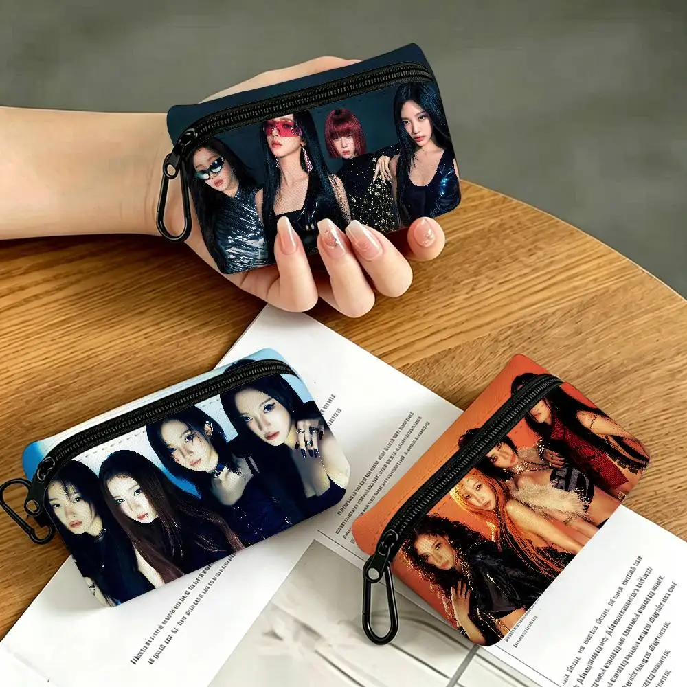 Band Singer A-aespa Kpop Wear-resistant Oxford Cloth Coin Purse Portable Backpack Hanging Card Storage Bag