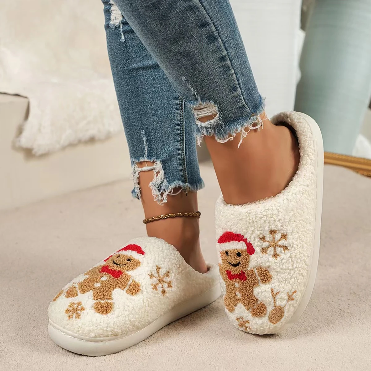 Winter Cartoon Slippers Women Christmas Warm Plush Furry Shoes Couple Slides House Indoor Non-slip Home Slippers Christmas Gifts