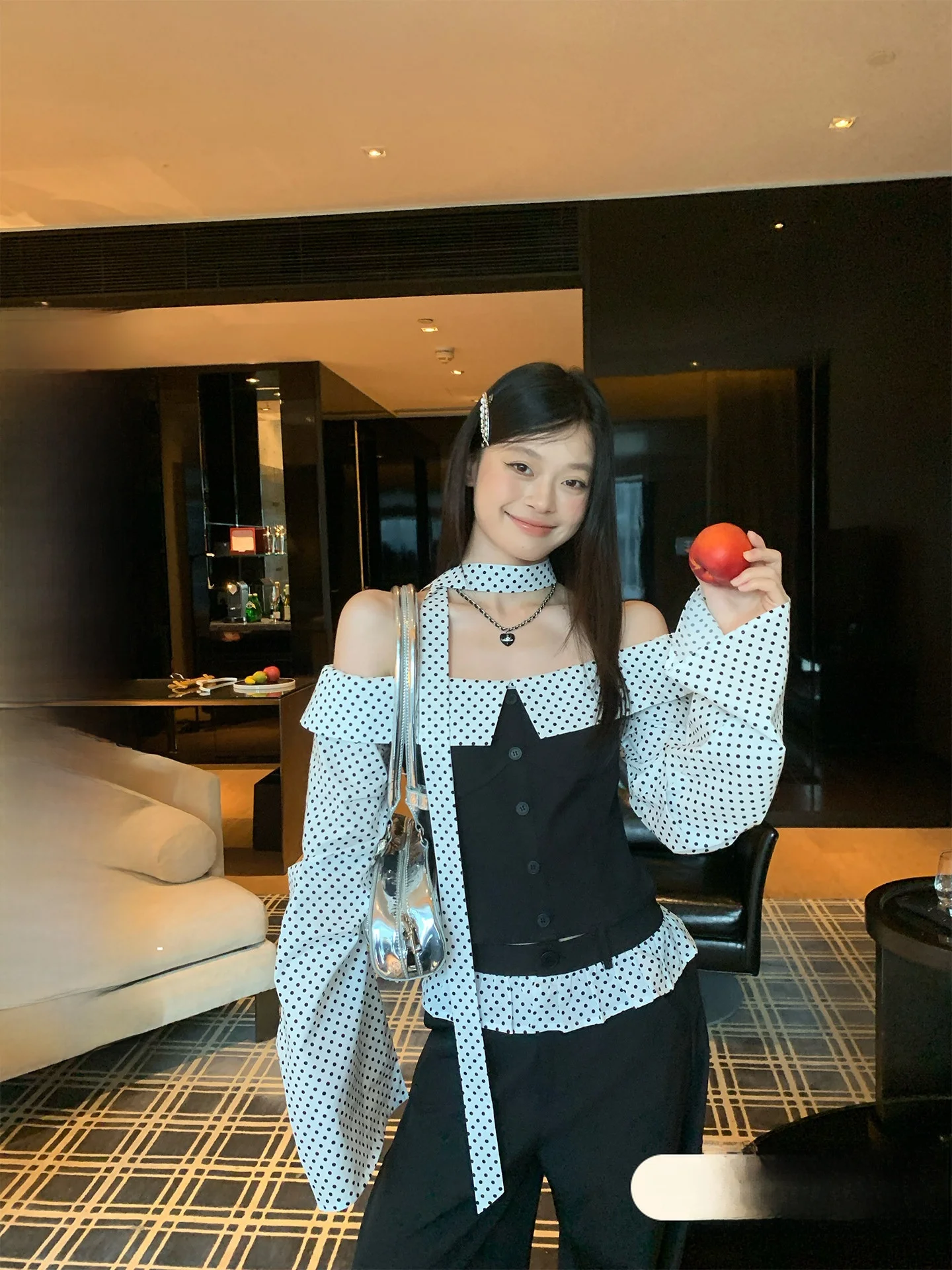 

Song Zhengen Bla, длинная женская футболка в горошек на одно плечо, облегающая внутренняя одежда, корейский костюм ранней осени