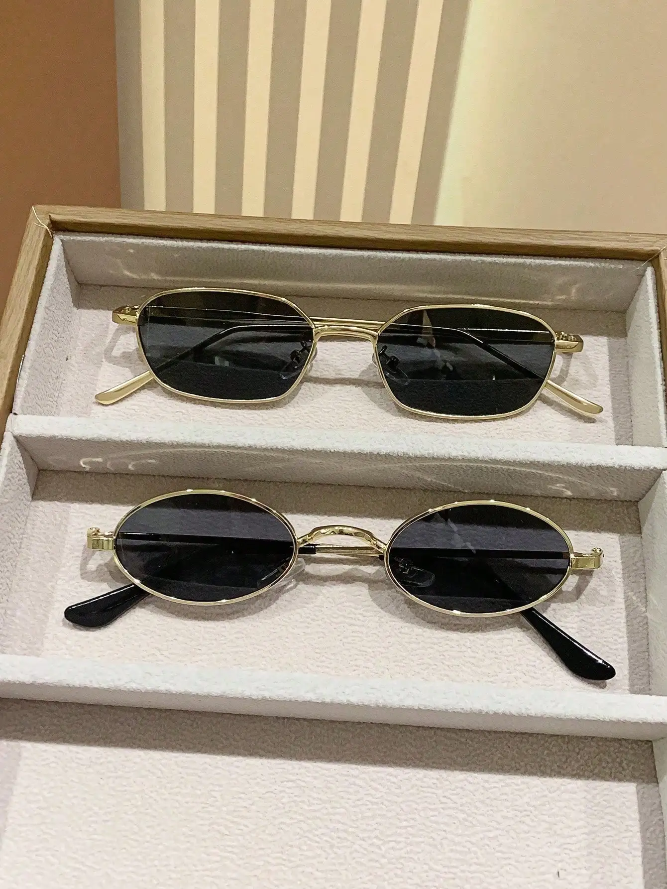 

1Pc Vintage Oval Metal Sunglasses, Classic Style For Outdoor Travel Beach Vacation Casual Wear, UV Protection Driving Glasses For Summer Fashionable Shade Elegant Outfit Family Outings Travel Vacation Holiday For Summer Beach Vacation,Outdoor,Travel