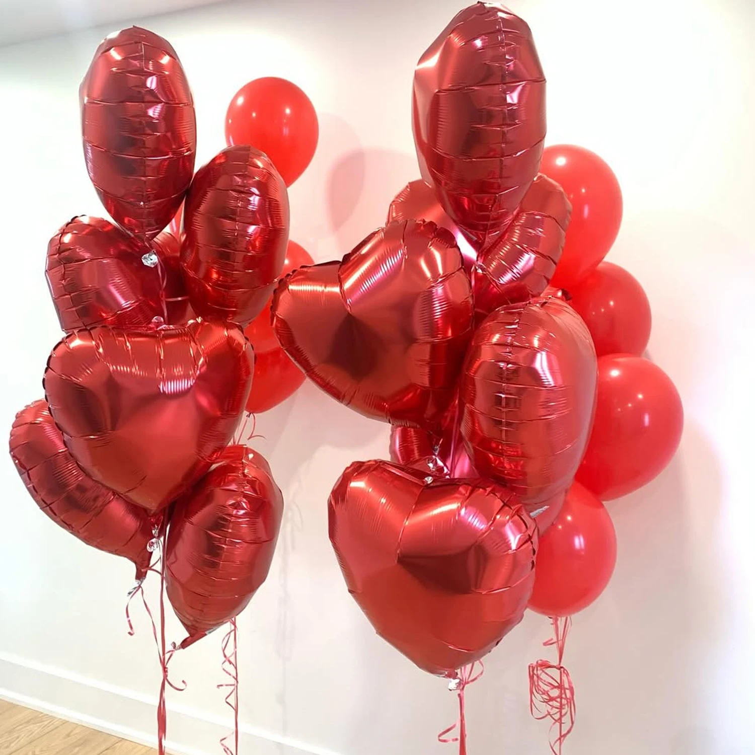 20 Stück herzförmige Aluminiumfolienballons mit rotem Band für Geburtstagsfeiern, Heiratsanträge, Hochzeitsjubiläen und Partydekorationen. – Detail 6