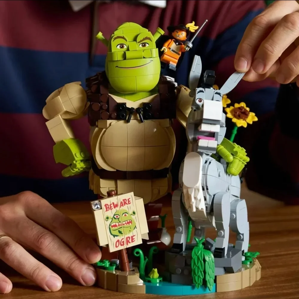 Briques de construction de personnages d'animation moins chères, Kit DIY Bestie Verte, Chameau et Chat Guerrier, Décoration de vitrine de bureau, Modèle de collection pour loisirs créatifs