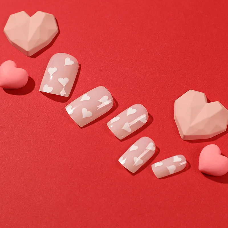 Simple White Romantic Love Heart Wearable Nude Pink Fake Nail Long Square Finished False Art Nail Press on Nail Glue Makeup Gift