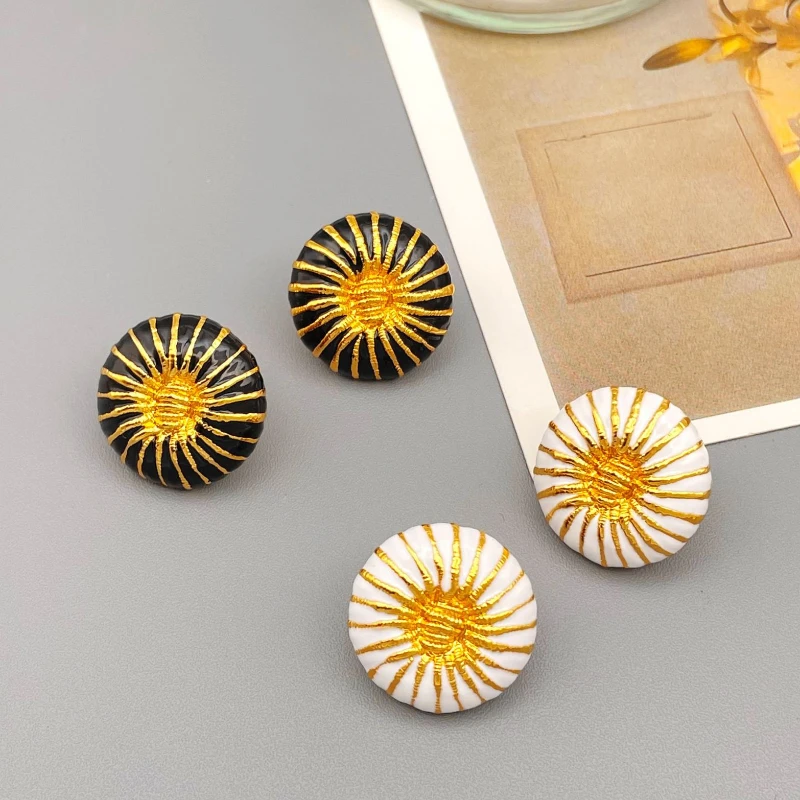 

European Styel S925 Silver Needle Vintage Luxry Women 18k Gold Plated Enameled Stud Earrings Set , Woman Ear Jewelry Gift