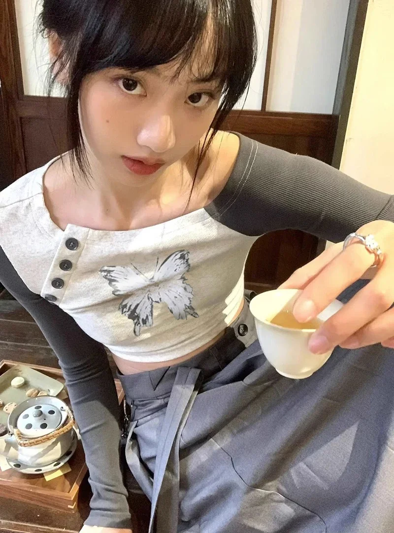 Camiseta Grunge con estampado gótico para mujer, Tops Vintage irregulares Y2k, ropa de calle, Tops cortos Fairycore, camiseta de estilo coreano de los años 2000