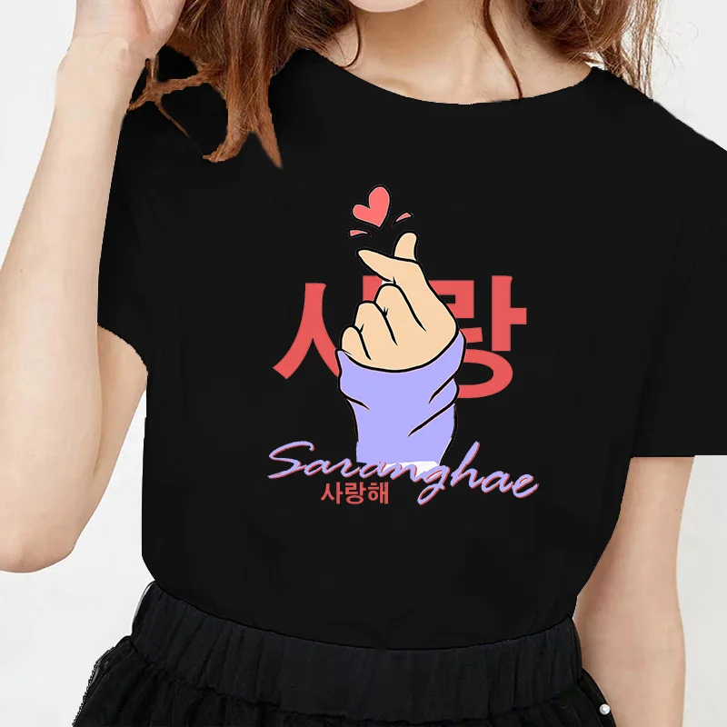 New Love Me Than Heart Print T Shirt Women Fashion Tee Gesture Love Graphic Tops Finger Heart Graphic Nted Summer Tee Ropa Mujer