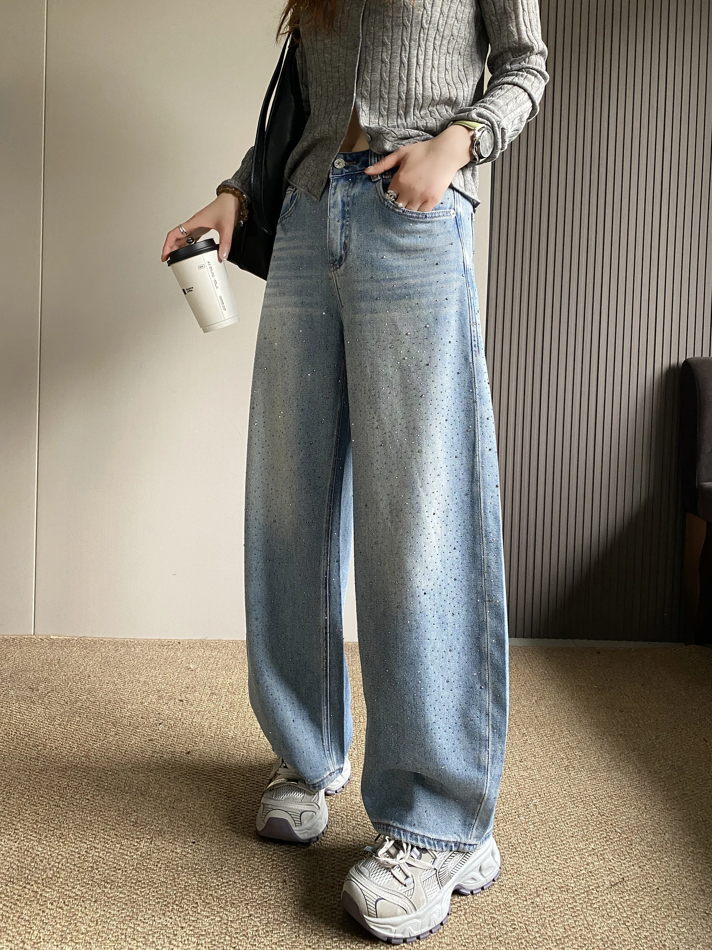 

High Waist Wide Leg Denim Jeans Women's Spring 2026 New Sle Floor-Length Straight Cut Sparkling Rhinestone Slimming Pants