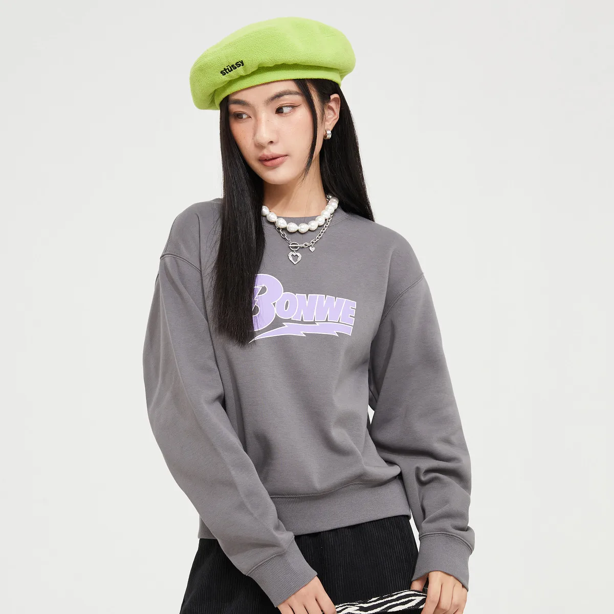 Metersbonwe Women's Letter Print Round Collar Hoodie Autumn Winter Regulai Fit Fleece Thick Short Pullover Long Sleeve Tops