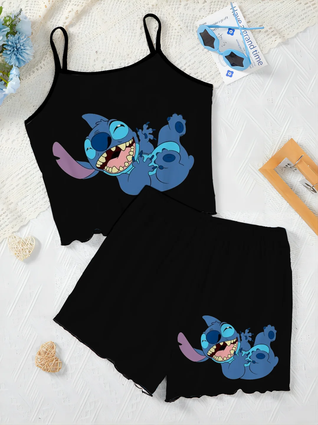 Stitch Top T-shirt Krótkie zestawy dla kobiet 2-częściowe wykończenie sałaty Disney Garnitur damski Sukienka na ramiączkach Elegancki 2-częściowy Luksusowy dom Disney