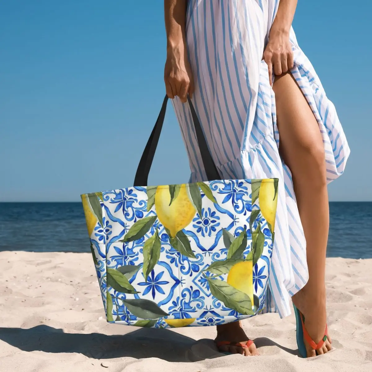 Lemons On Blue Tiles Beach Travel Bag, Tote Bag Modern Adult Daily Birthday Gift Multi-Style Pattern