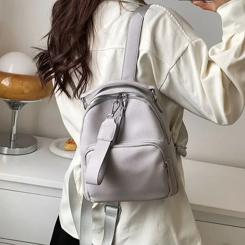 2024 Latest Model Small Backpack Female Top Grade Backpack Fallow Travel Bag Cell Phone Tide College Student Bag