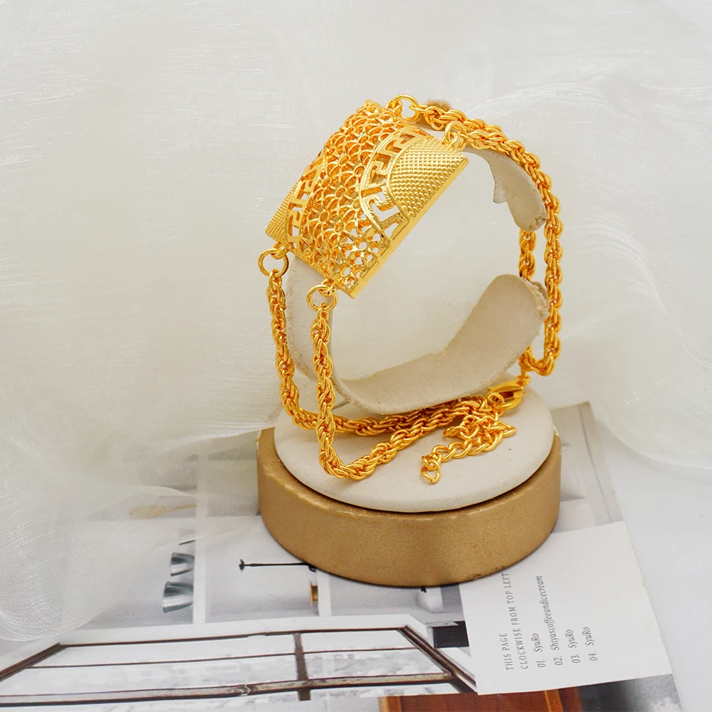 Hollow Gold Plated Long Tassel Women\'s Jewelry Set Dubai Banquet Wedding Necklace Jewelry Accessories
