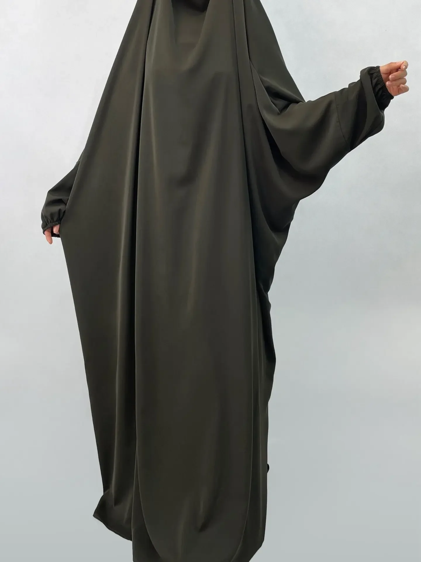 Long Sleeve Loose Maxi Dress Large Size Simple Abaya Dubai Muslim Dress Women Abaya Kaftan Arab Islamic Clothes for Muslim Women