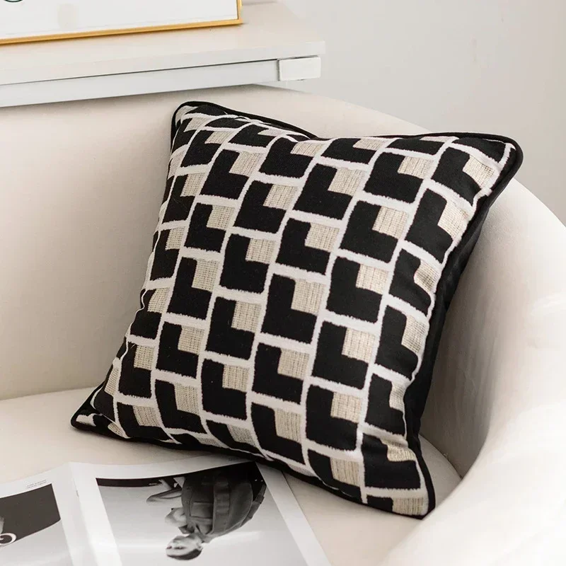 Nordic Modern Simple Light Luxury Cushion Cover Black Gold Geometric Texture High-end Living Room Sofa Pillow Covers Decorative