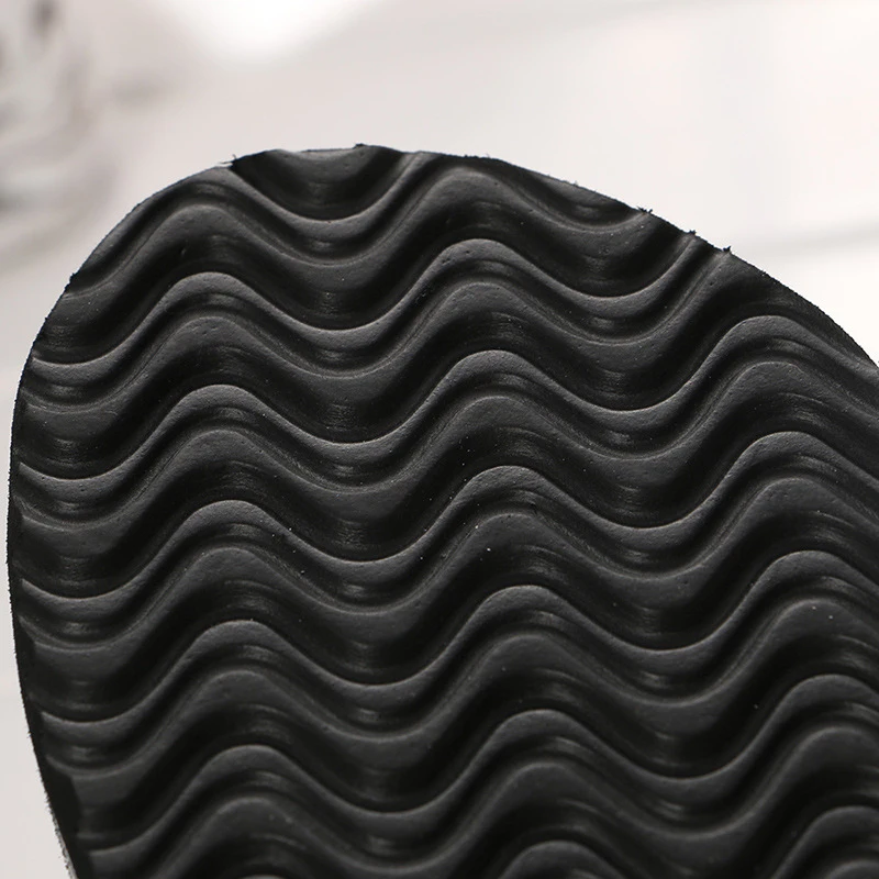 

Summer Men Flip Flops Floor Flat Shoes Indoor Home Slippers Male Massage Slipper Camouflage Comfortable Zapatillas de hombre