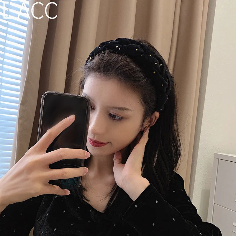 Wide Velvet Headband Early Spring Crown Lifting Slimming Comfortable Durable Non Slip Hair Hoop for Women Daily Commute Gift