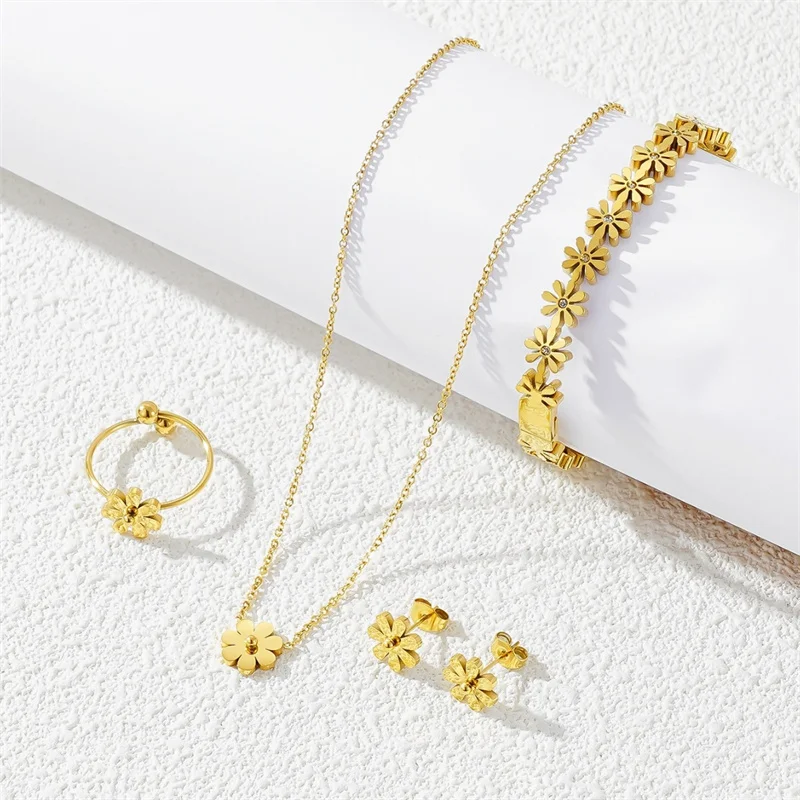 

316L Stainless Steel Daisy Elegant Necklace Earrings Fashion Bracelet Mori Luxury Ring Ladies Jewelry Set