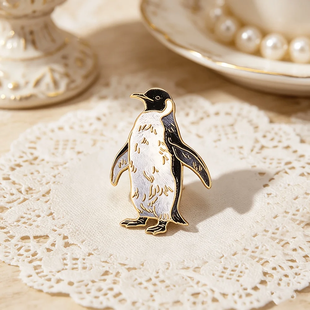 Gold Outline Penguin Enamel Pin, Cute Arctic Animal Brooch, Classic Black White Wildlife Metal Badge for Jackets, Backpacks Hats