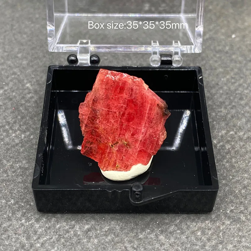 

100% Natural rhodochrosite Mineral Specimens Stones and Crystals Healing Crystal +Box size:35*35*35 mm
