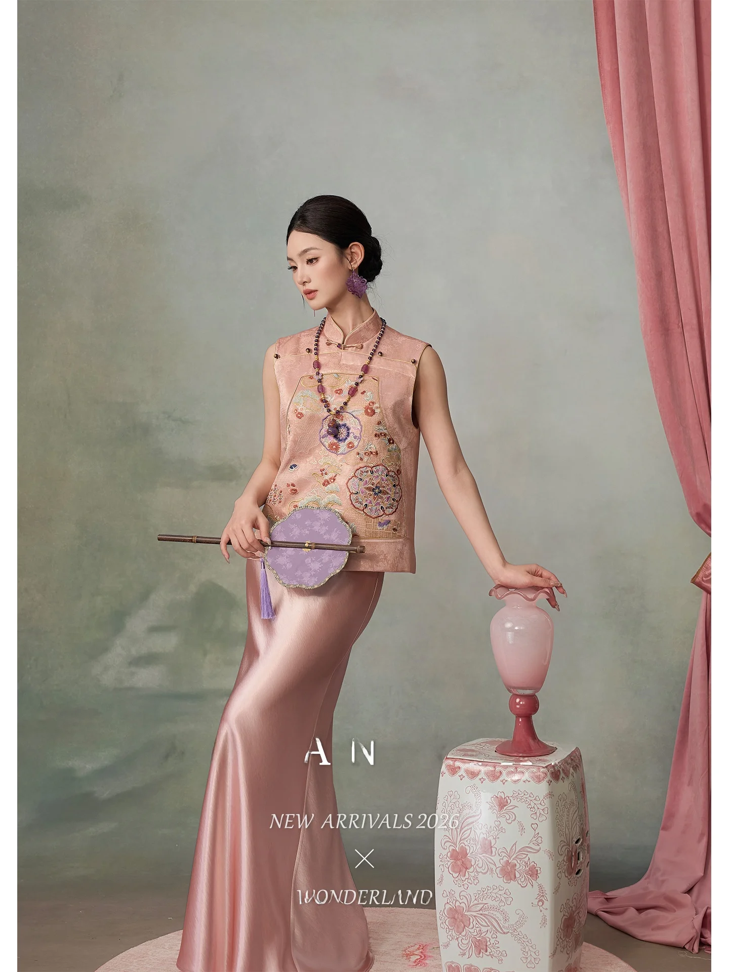 

New Chinese Style Embroidered Silk Linen Sleeveless Vest Satin Skirt Three Piece Set Women's Fashion Spring Summer Outfits